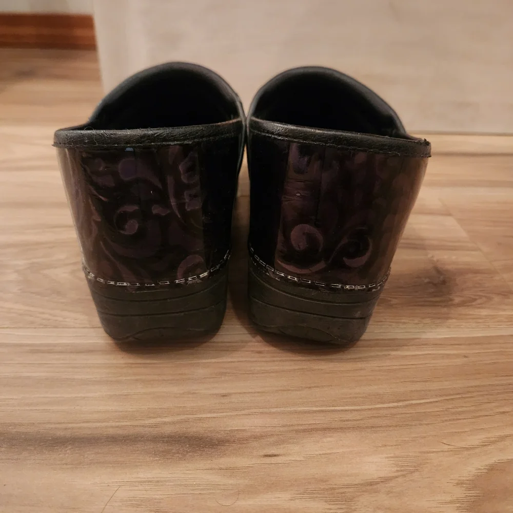 Dansko XP Clogs - Picture 6 of 7